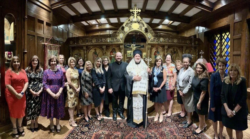 Ο Αρχιεπίσκοπος Αμερικής όρκισε τα νέα μέλη του Δ.Σ. της Φιλοπτώχου