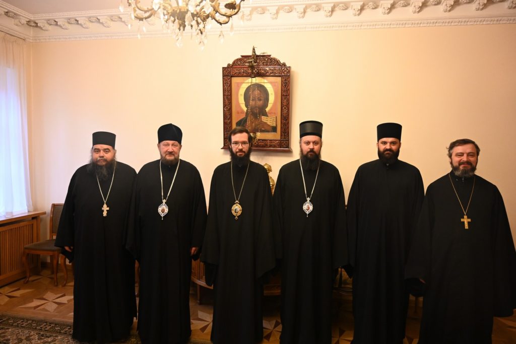 Αντιπροσωπεία της Σερβικής Εκκλησίας είχε συνάντηση με τον Μητροπολίτη Βολοκολάμσκ
