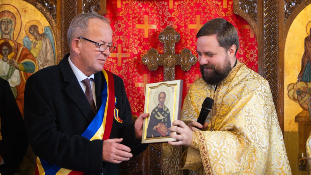 Saint Nicholas declared patron saint of Transylvanian city of Huedin