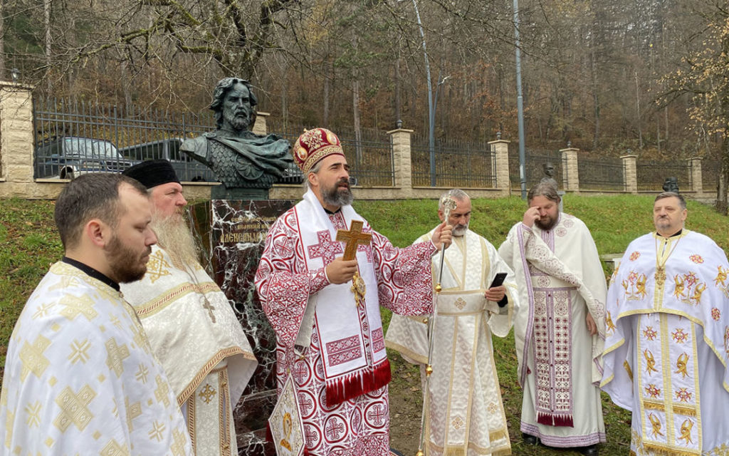 Споменик великом и благовјерном кнезу Светом Александру Невском откривен у Андријевици