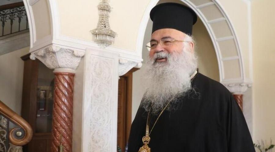Αρχιεπίσκοπος Κύπρου για την τεκνοθεσία από ομόφυλα ζευγάρια: «Η Εκκλησία δεν μπορεί να ευλογήσει αν είναι αντίθετο με τις αρχές της»