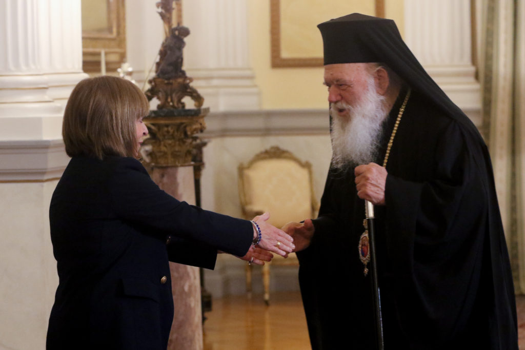 Προεδρικό Μέγαρο: Ο Αρχιεπίσκοπος και εκπρόσωποι Πατριαρχείων και Δογμάτων ευχήθηκαν στην ΠτΔ
