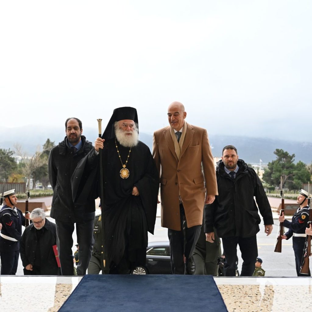 Το Υπουργείο Εθνικής Άμυνας επισκέφθηκε ο Πατριάρχης Αλεξανδρείας Θεόδωρος