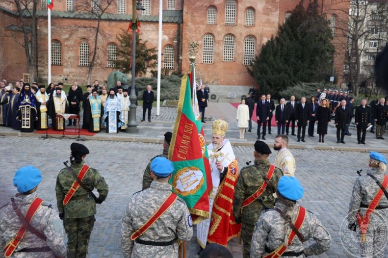 Βουλγαρίας Νεόφυτος: “Ο Θεός και η Αγία Εκκλησία ευλογούν μόνο εκείνον τον στρατό που δεν επιδεικνύει επιθετικότητα”