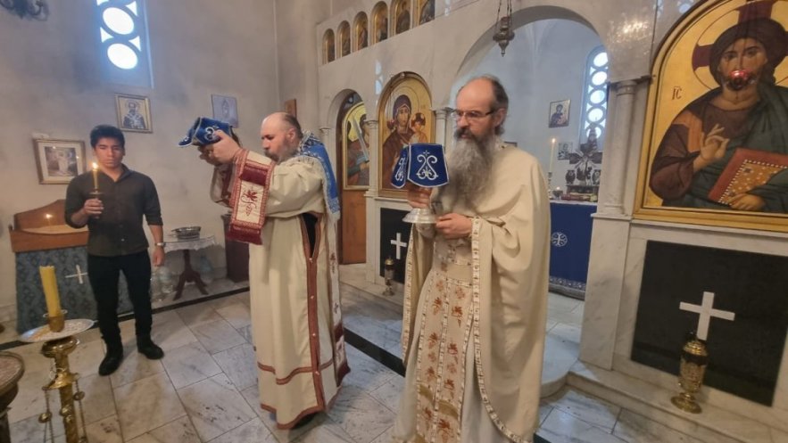 Празник Света Три Јерарха литургијски прослављeн у Буенос Ајресу (ФОТО)