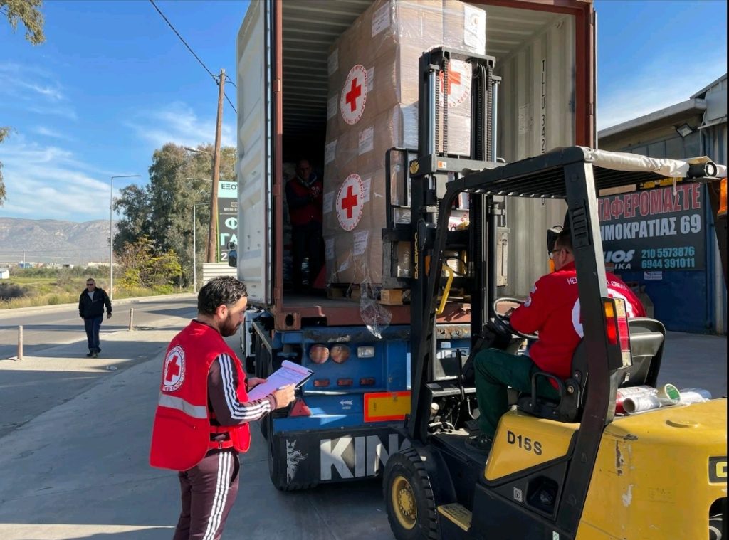 Ο Ελληνικός Ερυθρός Σταυρός απέστειλε μεγάλη ανθρωπιστική βοήθεια στη Γάζα