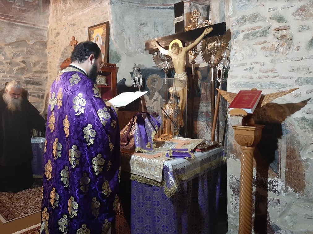 Α’ Προηγιασμένη Θεία Λειτουργία στην Ιερά Μονή Αγίου Νικολάου Άνω Βάθειας Ευβοίας