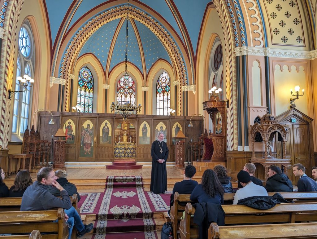 Local college students visited the Metropolitan of Sweden