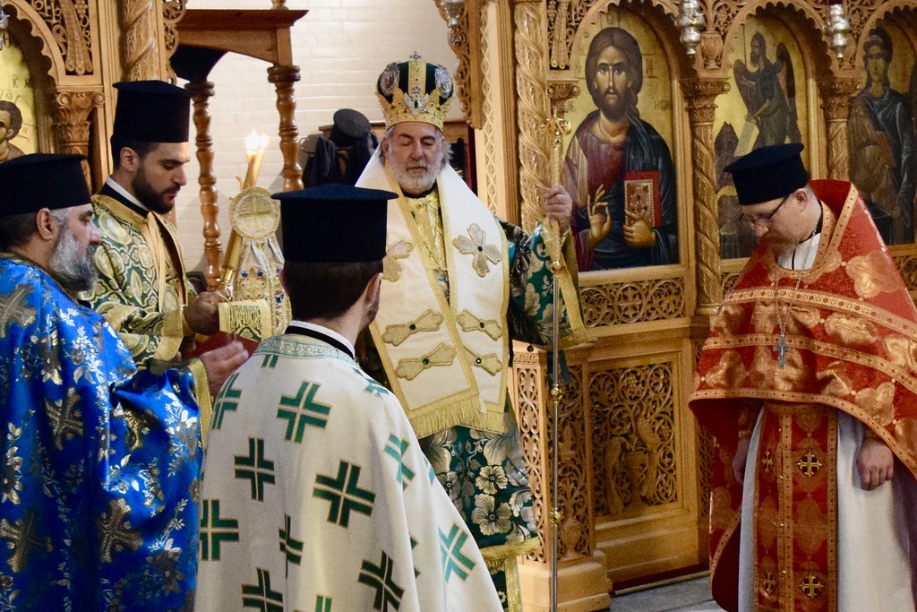 Archbishop Nikitas visits the Church of St Nektarios in Battersea