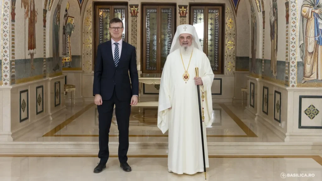 Patriarch Daniel welcomes New British Ambassador at patriarchal residence
