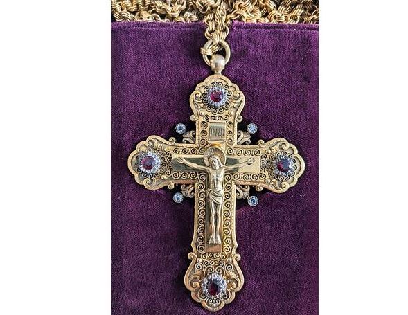 PRE-REVOLUTIONARY ABBESS’ PECTORAL CROSS RETURNED TO RUSSIAN MONASTERY