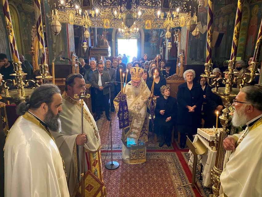 Ο Μητροπολίτης Κορίνθου ιερούργησε στην Ιερά Μονή Παναγίας Φανερωμένης Χιλιομοδίου