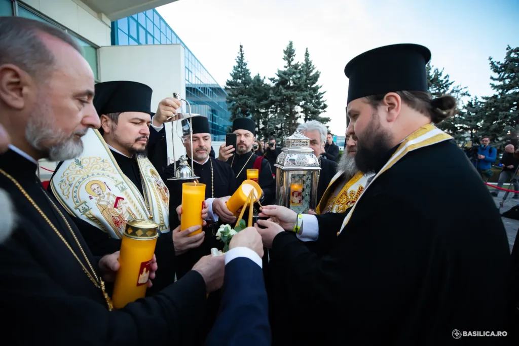 Patriarhia Română va duce la Chișinău Sfânta Lumină de la Ierusalim și o va distribui în parohiile din Rep. Moldova