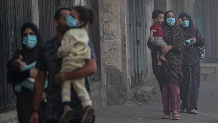 UNRWA: Περίπου 1 εκατ. άνθρωποι έχουν εγκαταλείψει τη Ράφα τις 3 τελευταίες εβδομάδες