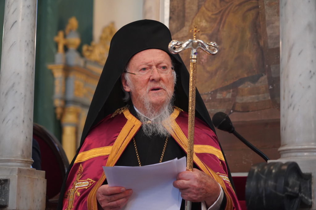 Οικουμενικός Πατριάρχης: “Η σημερινή εορτή κατευθύνει έντονα την σκέψη και την καρδιά μας στους χειμαζομένους Αγίους Τόπους”