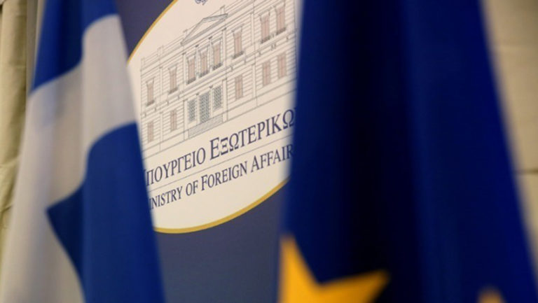 Άμεση απάντηση του ΥΠΕΞ στα Σκόπια: Η πράξη της προέδρου Σιλιάνοφσκα παραβιάζει κατάφωρα τη Συμφωνία των Πρεσπών