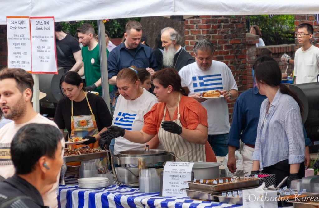 Η Ελλάδα στο ανοιξιάτικο Διεθνές Φεστιβάλ Φαγητού στον Καθεδρικό Ναό Αγίου Νικολάου στη Σεούλ