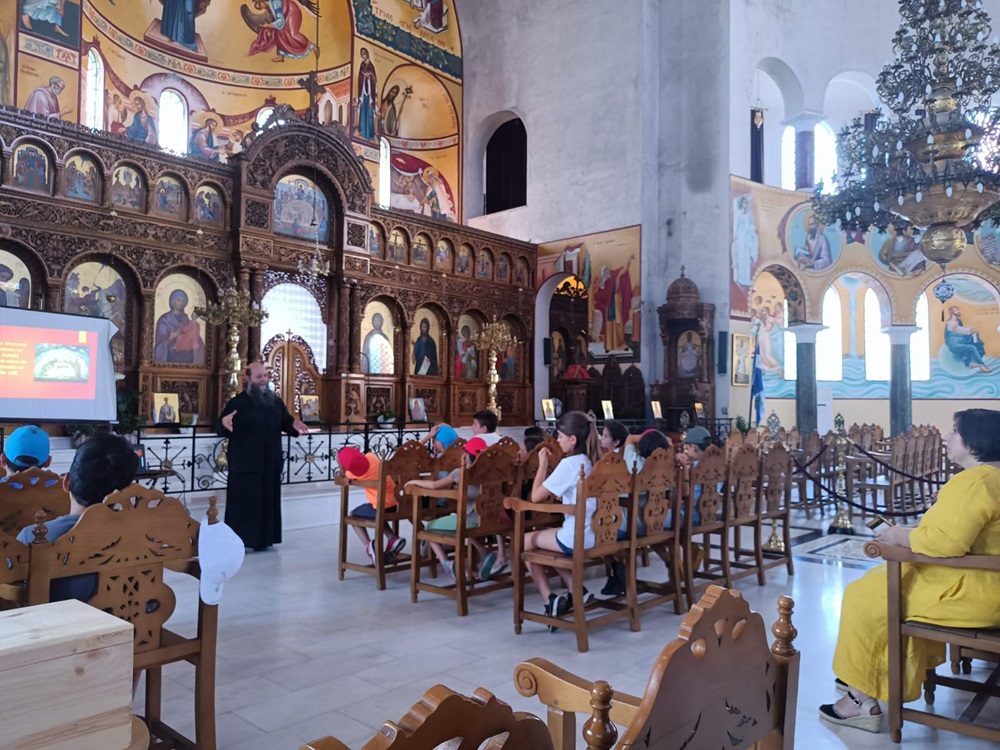 «Καλοκαιρινή συντροφιά» από το Ίδρυμα Νεότητας της Αρχιεπισκοπής Αθηνών για παιδιά 6-12 ετών