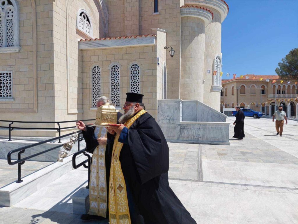 H έλευση τιμίας κάρας του Αγίου Τριφυλλίου, Επισκόπου Λήδρας στον Καθεδρικό Ναό Αποστόλου Βαρνάβα Λευκωσίας