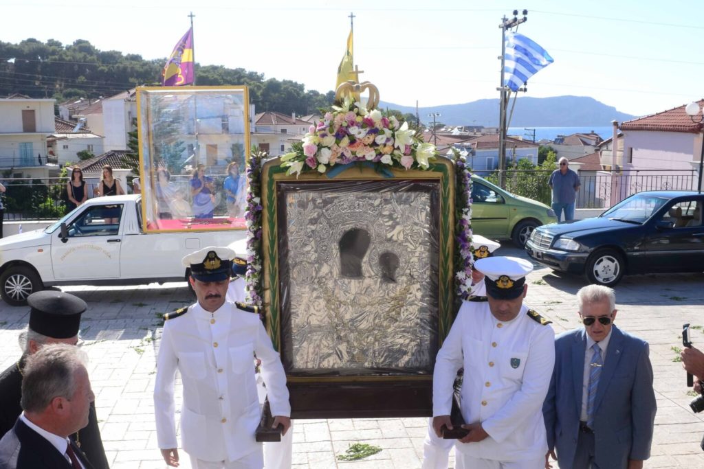 Pylos receives the Icon of Panagia Myrtidiotissa and Holy Skull of Saint Theodore of Kythera
