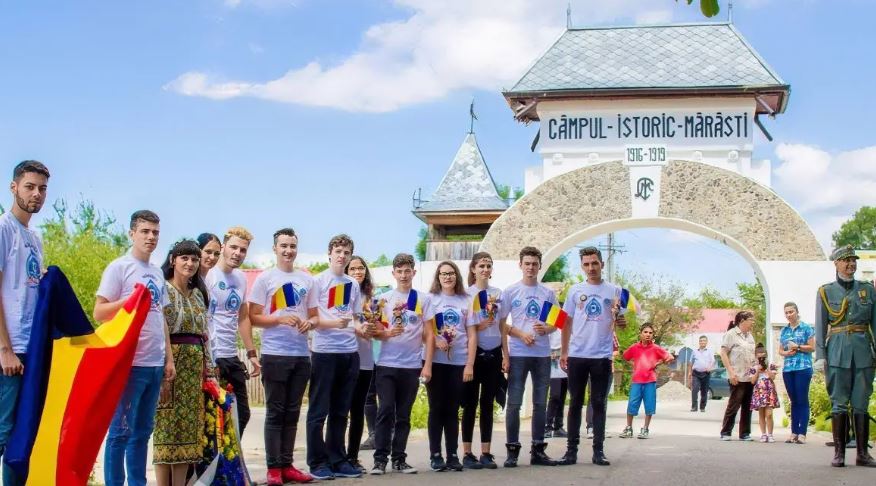 Ρουμανία: Το Υπουργείο Παιδείας συνιστά ενός λεπτού σιγή την Ημέρα των Ηρώων στα εκπαιδευτικά ιδρύματα