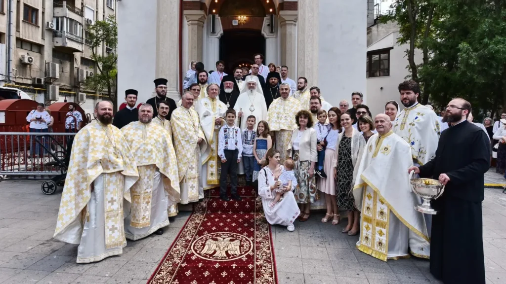 Dreapta credință și rugăciunea mențin unitatea Bisericii, spune Patriarhul Daniel