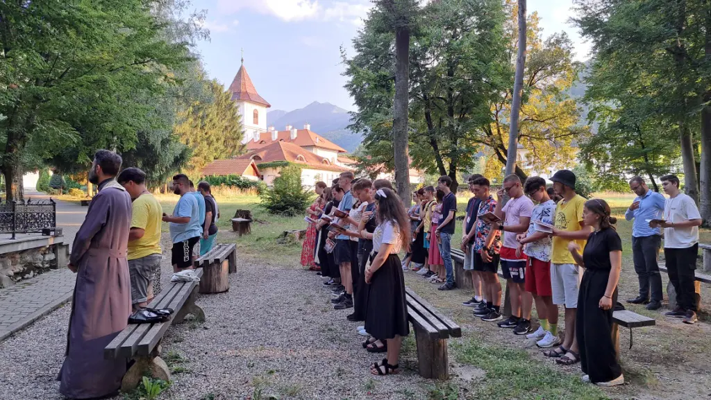 Tabăra de tineri Tradiție și Noutate din Mitropolia Ardealului a ajuns la final: Impresiile participanților