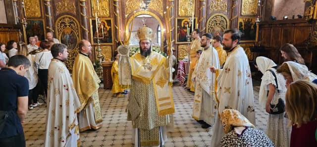 Πανηγυρική Θεία Λειτουργία στην ουκρανόφωνη ενορία των Αγίων Ισαποστόλων Βλαδιμήρου και Όλγας στη Βιέννη