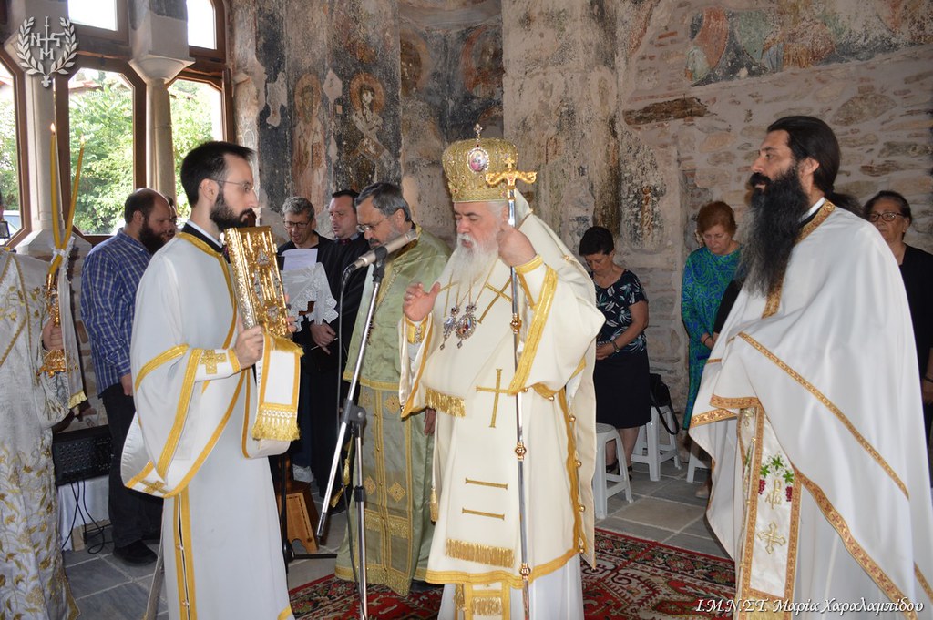 O Νεαπόλεως Βαρνάβας ιερούργησε στον Ιερό Βυζαντινό Ναό Μεταμορφώσεως του Σωτήρος Χορτιάτη