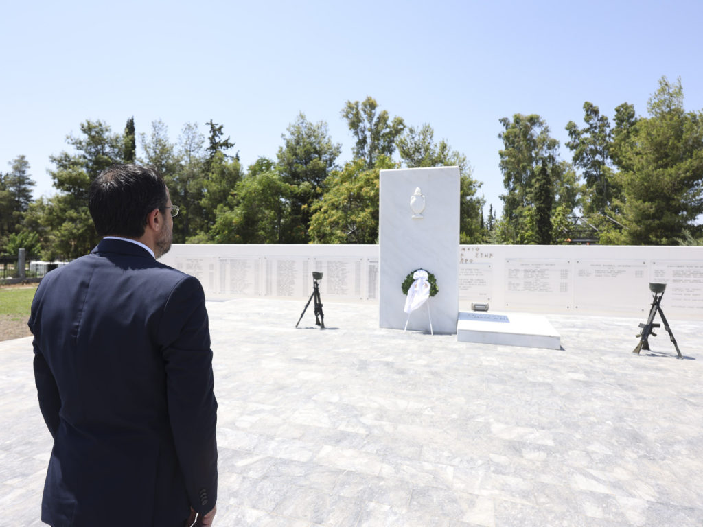 Ο Πρόεδρος της Κυπριακής Δημοκρατίας στο Μνημείο Πεσόντων στο Άλσος Στρατού στην Αθήνα