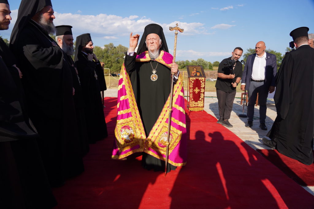Ecumenical Patriarch Bartholomew is warmly welcomed in Arta, Greece