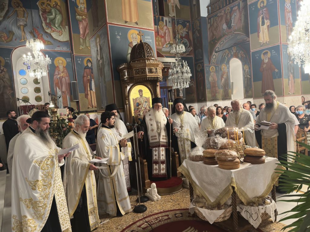 Εορτασμοί Αγίας Παρασκευής και Αγίου Παντελεήμονα στην Μητρόπολη Θηβών