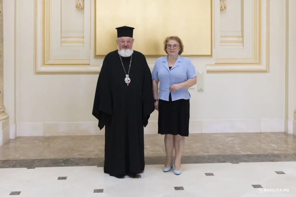 Holy Synod secretary meets with new Albanian Ambassador to Romania