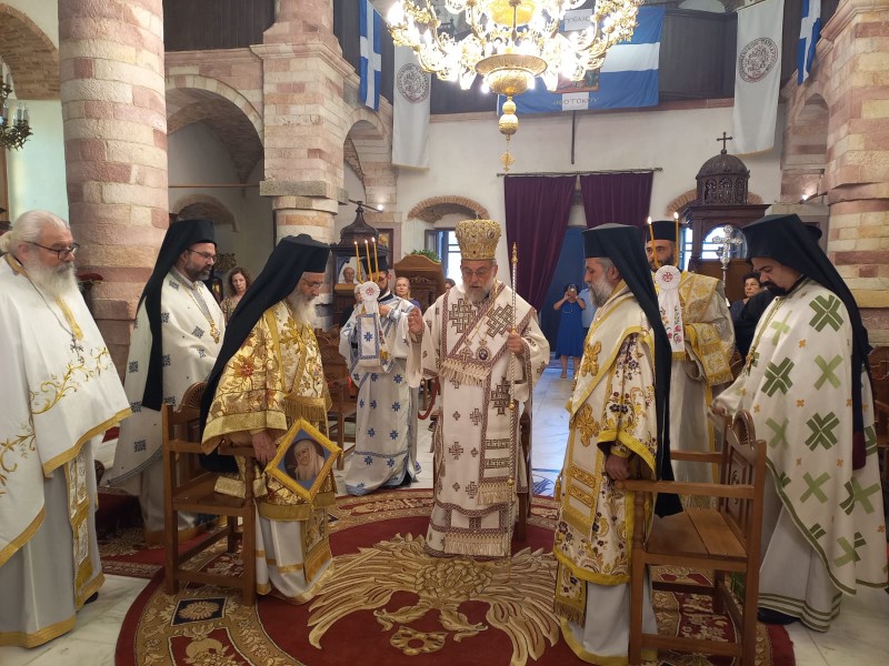 Λέρος: Τρισαρχιερατική Θεία Λειτουργία για τον πρώτο εορτασμό της Οσίας Γαβριηλίας (ΦΩΤΟ)