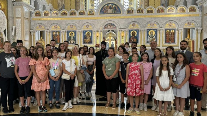 Ο Επίσκοπος Τζέγκαρ Νεκτάριος υποδέχθηκε παιδιά από το Κοσσυφοπέδιο και τα Μετόχια