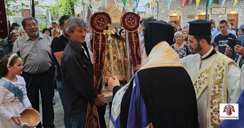 Υποδοχή της θαυματουργού Εικόνας της Παναγίας Έλωνας στον γραφικό Κοσμά Αρκαδίας