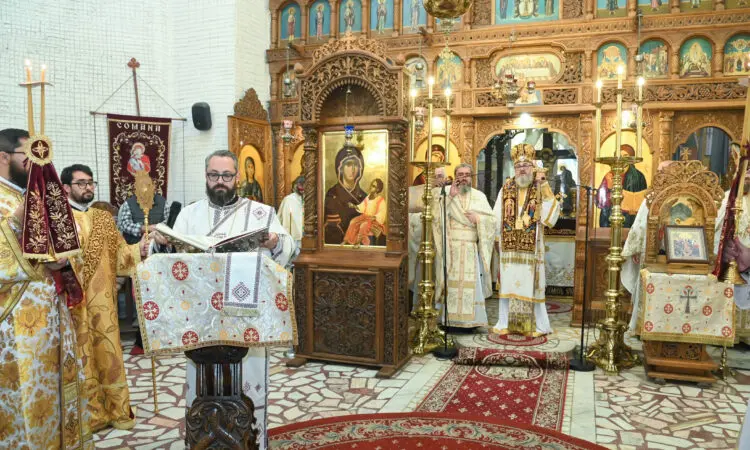 Îndemn la solidaritate: Episcopul Ambrozie spune că încercările sunt îngăduite pentru a ne scoate din starea de nepăsare