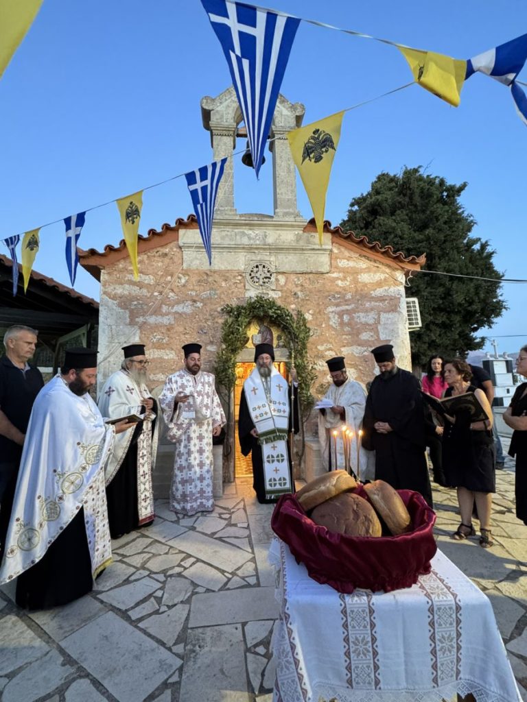 Εσπερινός Αγίου Ιωάννου του Θεολόγου στο Καβούσι Ρεθύμνου