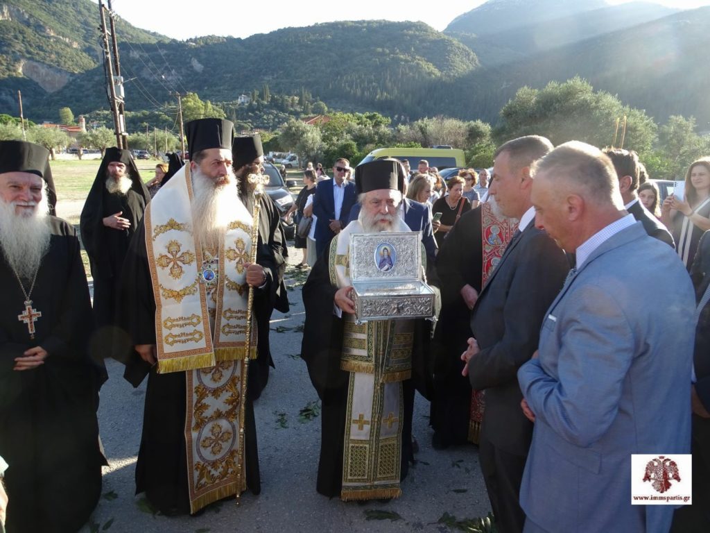 Υποδοχή ιερού λειψάνου του Οσίου Γρηγορίου του Μυστριώτη από τον Μονεμβασίας Ευστάθιο