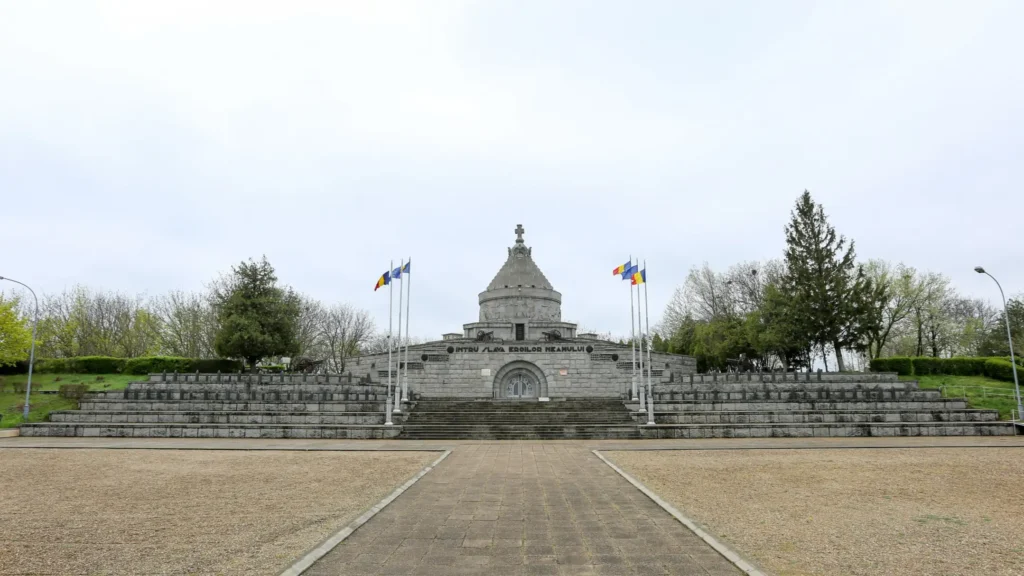 Capela Mausoleului de la Mărășești aniversează un secol de la sfințire