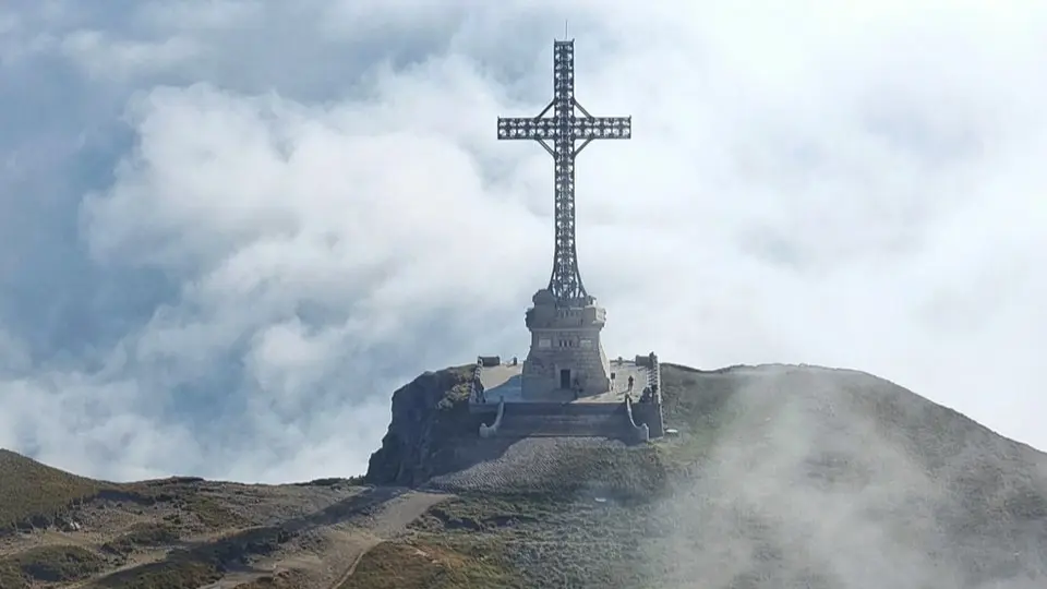 Eroii români vor fi omagiați la Crucea de pe Caraiman