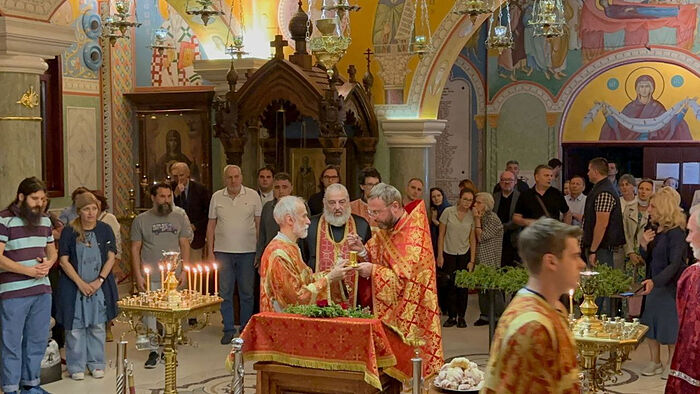 Закончены фресковые росписи русской церкви в Белграде