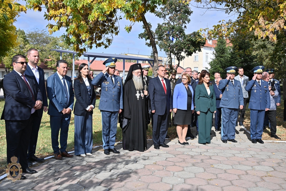 Молебен по случай Деня на военния парашутист в Пловдив