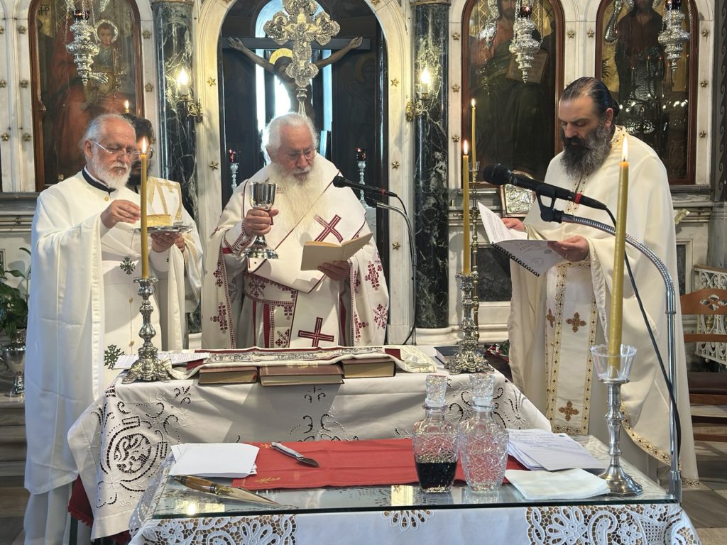 Θεία Λειτουργία Ιακώβου Αδελφοθέου και Δοξολογία για την Αστυνομία στη Μητρόπολη Θηβών