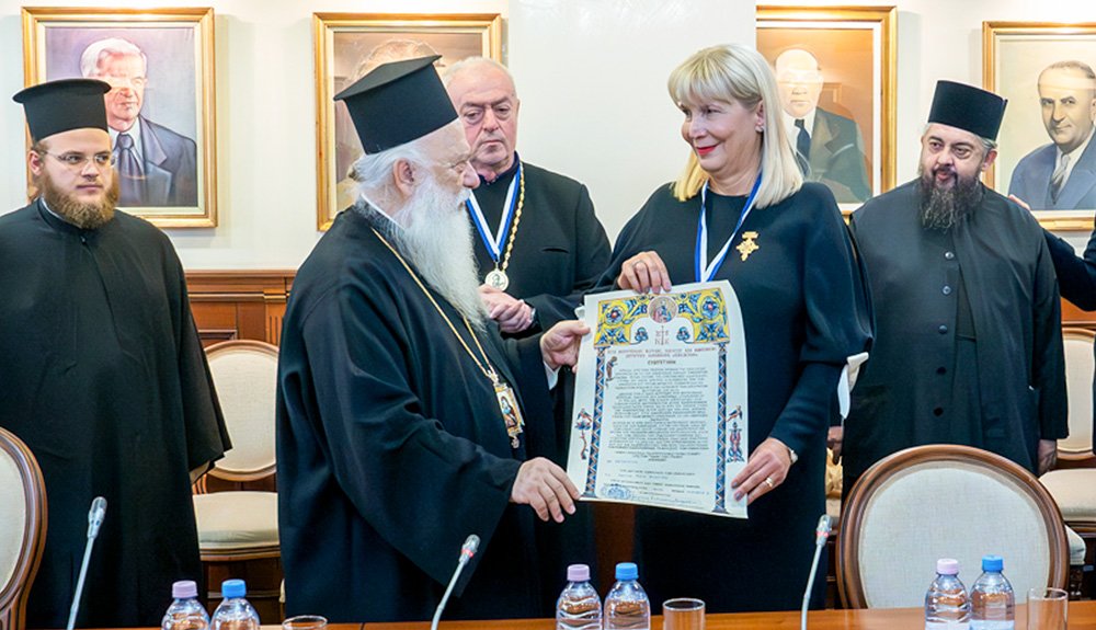 Θερμή υποδοχή του Μητροπολίτη Βεροίας από την Σύγκλητο του Πανεπιστημίου Ιατρικής και Φαρμακευτικής «Iuliu Hațieganu» (ΦΩΤΟ)