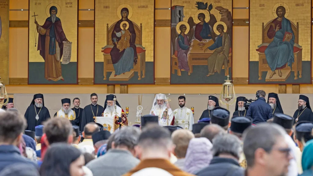 Procesiunea Calea Sfinților: Românii l-au primit pe Sfântul Lazăr, pe Dealul Patriarhiei