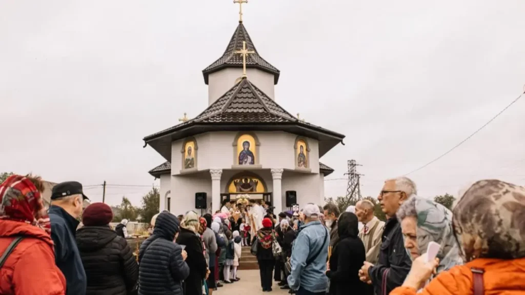 A fost sfințită biserica românească din Ungheni