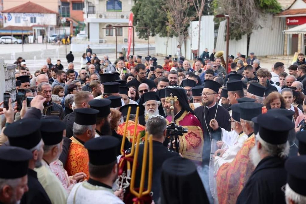 FRONËZIMI I MITROPOLITIT TË BERATIT, VLORËS DHE KANINËS, HIRËSI ASTIT