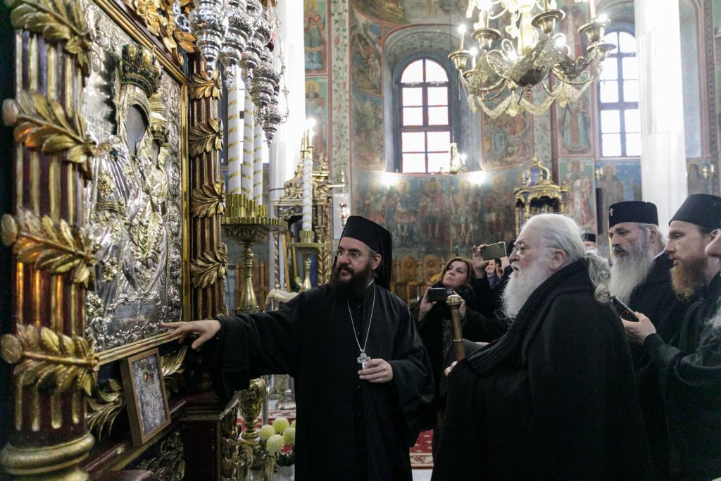 Επίσκεψη Γέροντος Εφραίμ Βατοπαιδινού σε Μονές και στο Μητροπολιτικό Μουσείο του Ιασίου