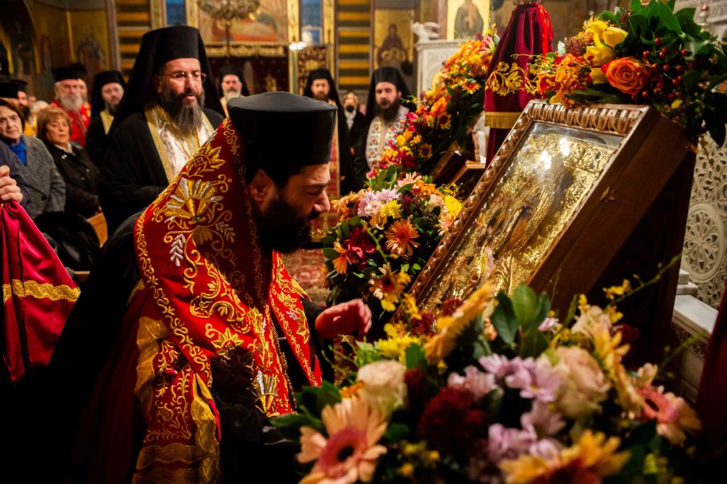 Υποδοχή της Παναγίας Τριχερούσας από την Μεσσηνία στην Πεύκη Αττικής